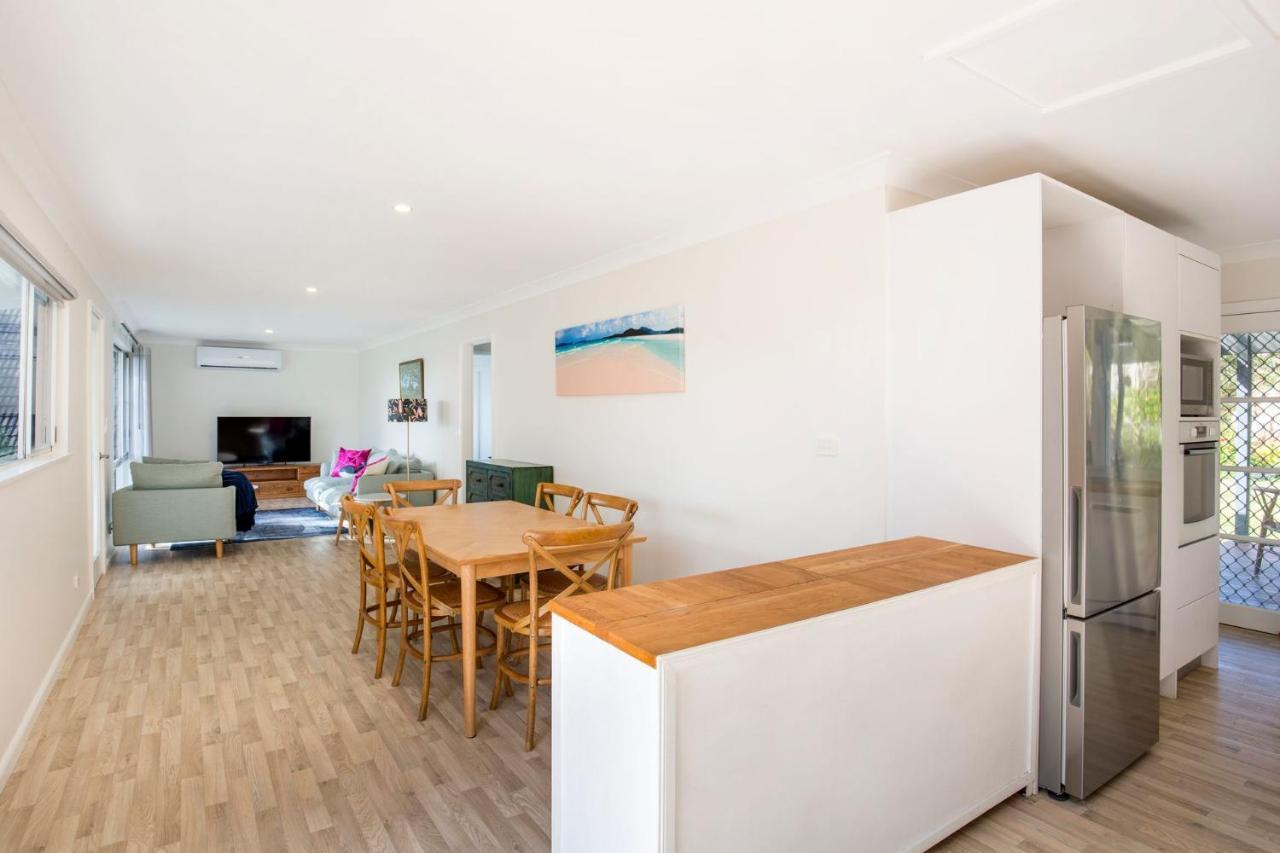 Windansea Cottage Pet Friendly Ocean Glimpses Vincentia Exterior foto