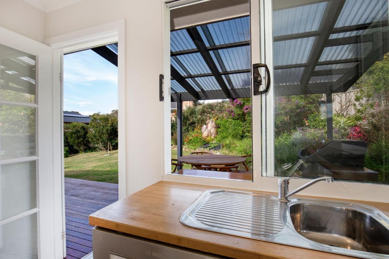 Windansea Cottage Pet Friendly Ocean Glimpses Vincentia Exterior foto